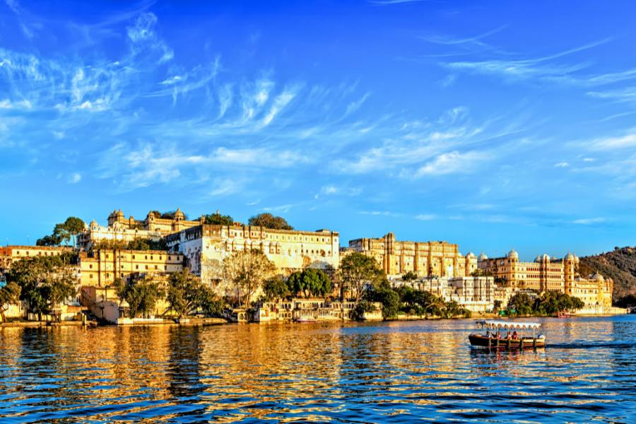 Golden Triangle Tour with Udaipur – 8 Days